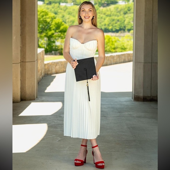 House of CB White Midi Dress - Picture 11 of 16